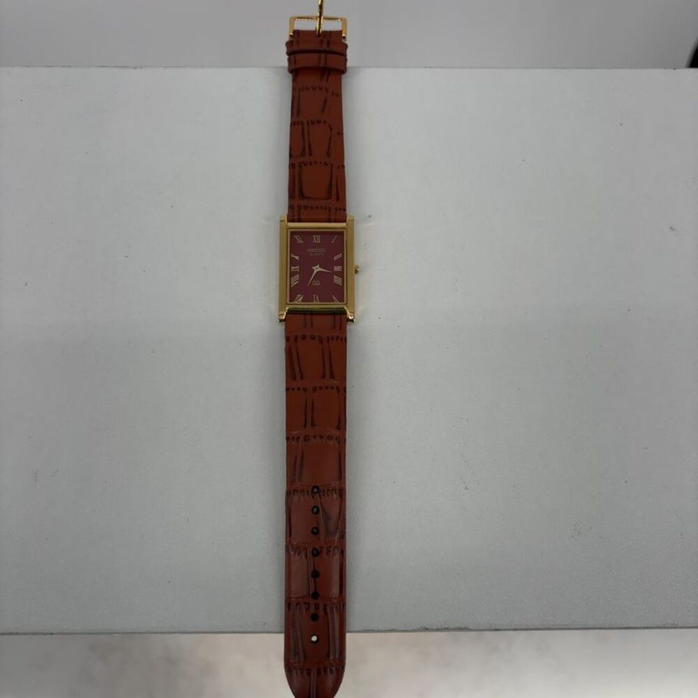 Seiko Vintage Style Gold Watch